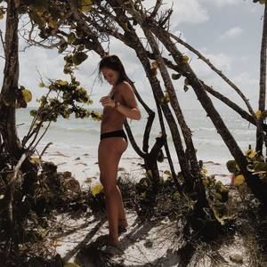 Meet your Posher, Mary-clare